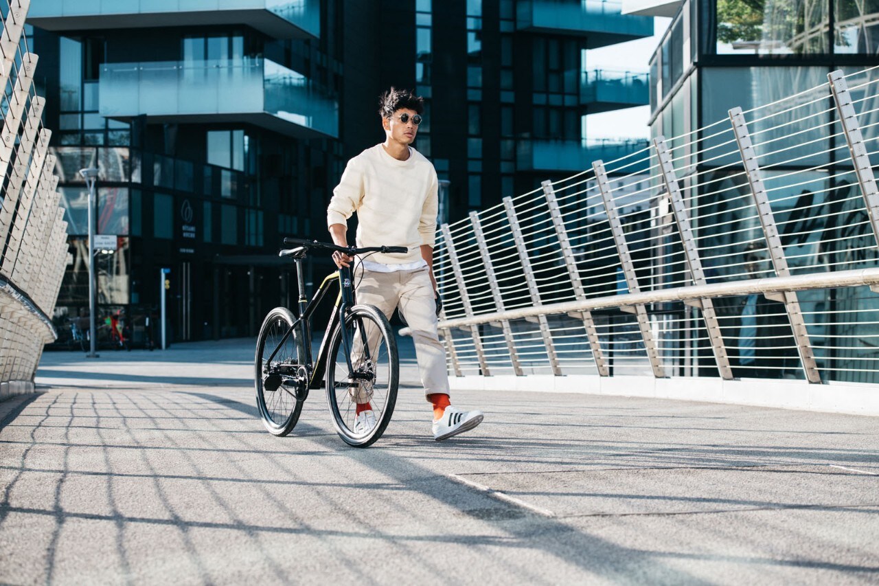 AMO: le PRIME e-bike MV Agusta